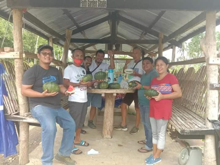 Jolits Ecogarden Farm stay Batuan